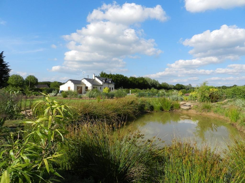 Gite La Grenouillere Esqueheries Exterior photo